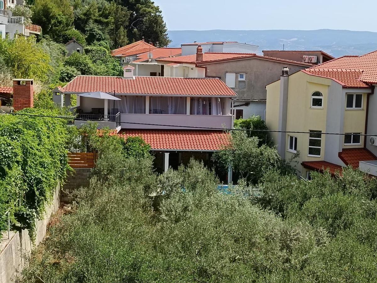Villa Vlade- From The Heated Pool To The Beach In 1 Minute イェセニツェ エクステリア 写真